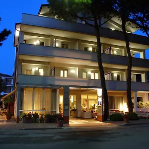 Aparthotel Eros